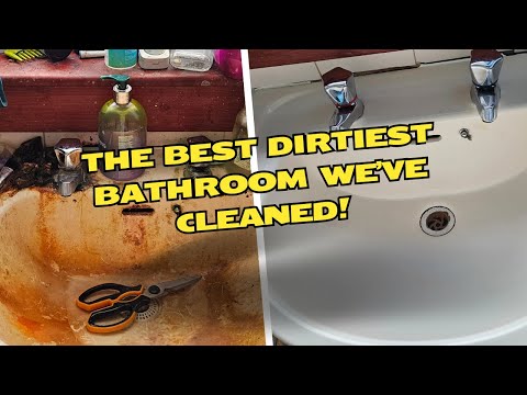 Extreme bathroom clean!!!