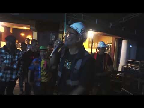 JOHNNY ENGLISH LIVE AT DENDANG FUCKLENTINE (STREET GIGS)