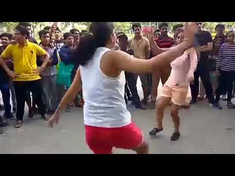 coolage function dance by gilrls on marwadi song