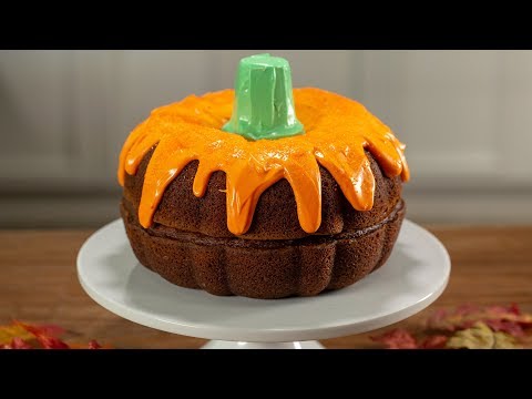 How to Make Boo-tiful Pumpkin Cake | Halloween Dessert Recipe | Well Done