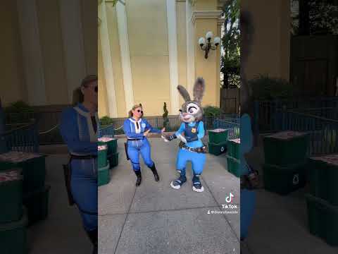 Fun dance with Judy Hopps of Zootopia #zootopia #judyhopps #disney