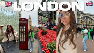 LONDON SOLO TRIP 🇬🇧| BUCKINGHAM PALACE • STREET MARKET • NIGHTLIFE • PRADA CAFE | VLOG