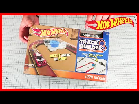 Hot Wheels turn kicker tracks.