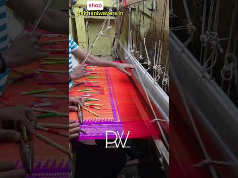 Making lining art on Silk Saree #traditional #silk #saree #manufacturing #wear