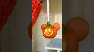 Disney Halloween Treats #disneyfood #disneyfoodie #disneyland #disneylandfood #halloweentime #disney