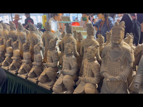 The Museum of Qin Terra-cotta Warriors and Horses / 중국 서안 진시황 무덤 병마용