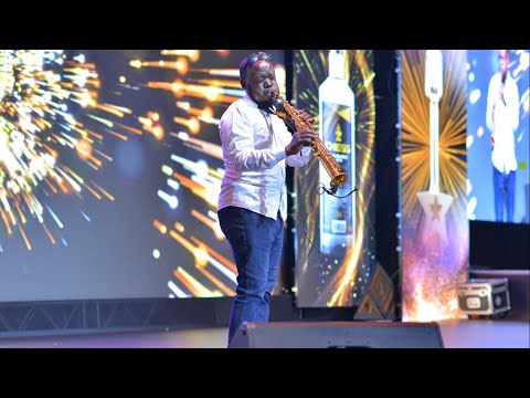 Happy Kyazze 🎷 Live Performance | 2024 HiPipo Music Awards