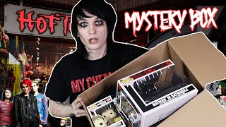 Emo Unboxing A Mystery-box From Hottopic