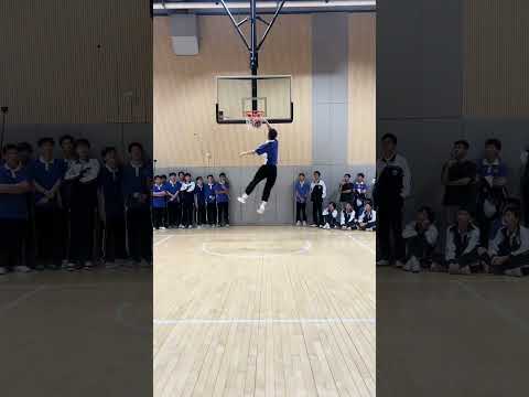 天賦重要還是努力重要？他扣籃為什麽這麽輕松？  #篮球 #basketball