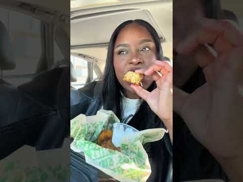 Wingstop Hot Honey Rub sandwhich andwings #wingstop #wingstopranch #wingstopmukbang