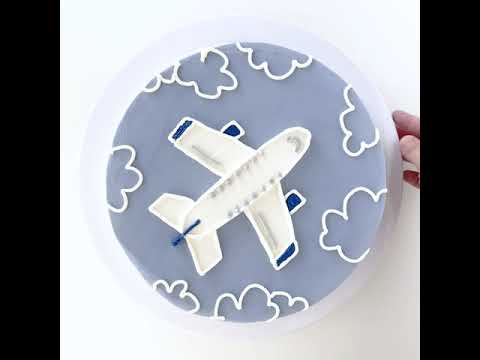 United Airlines 95th Birthday Cake!