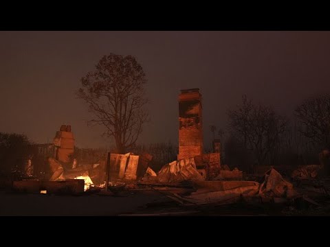 Беспрецедентные пожары в Лос-Анджелесе. Есть жертвы. Десятки тысяч людей покинули свои дома