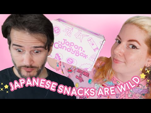 ☆ Japan Candy Box Unboxing and Taste Test of Japanese Snacks! ☆