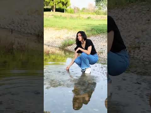 girls outdoor photoshoot in park #girlsposes #girlsphotoshoot #girlsatittudeposes #girlsvideography