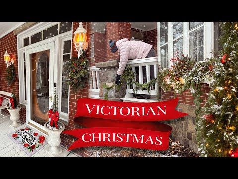 DECORATE IN THE SNOW WITH ME! My Christmas Porch: Victorian Home Outdoor Holiday Decorations ❄️🌲