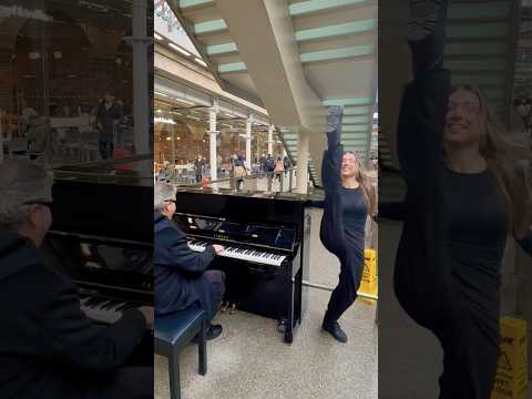 Pretty French Girl Asks For The Can Can #piano #dance #boogiewoogie