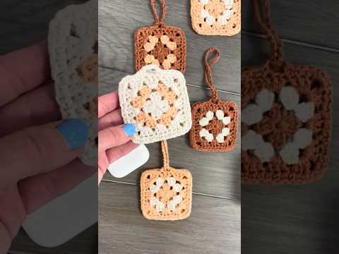 New AirPod Case DIY Kit 🤍 @ganxxet  #crochetaccessories #crochetkit #airpodcase #crochetpattern