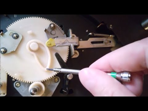 Turntable mechanism + arm not lifting at record end