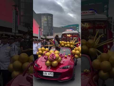 Napaka Bait Talaga ni CJ Opiaza!! Daming Supporters Nag abang sa Kanyang home coming parade