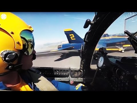 Blue Angels F/A-18 (360 Cockpit View)