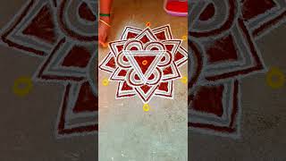 #shorts #easypadikolam #geethalamuggulueasy #traditionalkaavikolangal #shortsfeed #shortsvideo