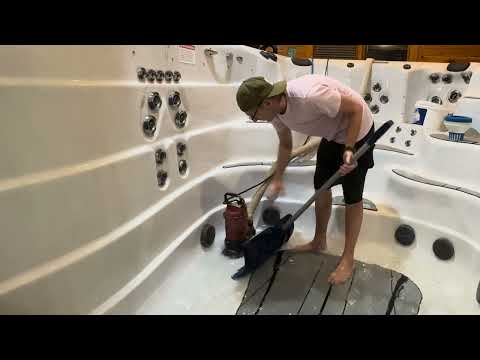 Full Drain/ Deep Clean Swim Spa - (gym sesh first little bit)