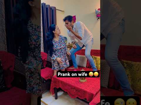 Prank On Wife 😜🤣// #youtubeshorts #prankonwife #funny #jatinsheetalprank