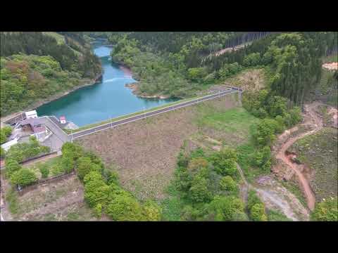 新緑の水沢ダム（秋田県）