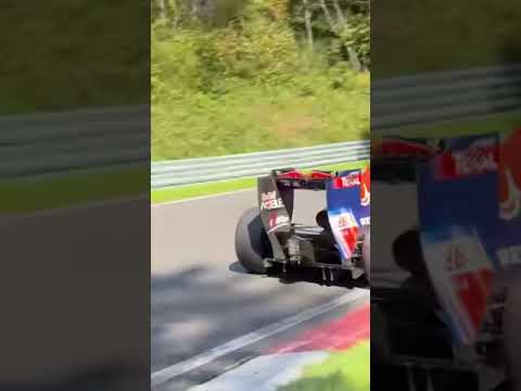 Sebastian Vettel Nordschleife Red Bull F1 RB7 flat out Fuchsröhre @redbull