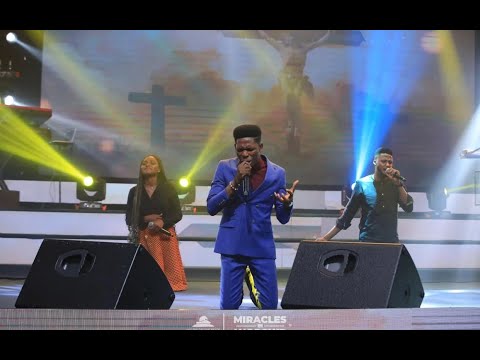 MIRACLES IN WORSHIP WITH MOSES BLISS   (Full Ministration)