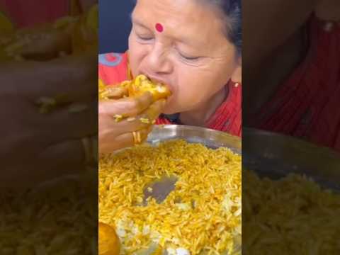 @eating spicy egg curry🥵🔥 with rice extra gravy 🔥##ytshorts mukbang