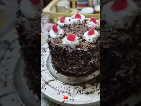 HomeMade BLACK FOREST CAKE ✨🍰🍫 #ytshorts #birthdaycake #blackforestcake #youtubeshorts #baking