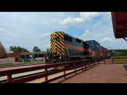 Iowa Interstate IAIS 715 (GP38-2) at Railswest Museum in Council Bluffs, Iowa