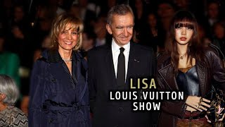 Lisa with the Arnault family at Paris Fashion Week for Louis Vuitton