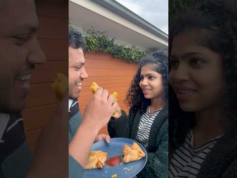 ഒരു പഴംപൊരി കഥ🤩 #mallu #couple #shorts #trending #pazhampori #food #foodvlog #comedy #explore #fun