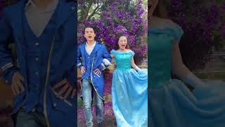 SH - Hoàng tử áo xanh và hoàng tử áo đỏ nhảy múa || Prince blue and prince red dance #shorts