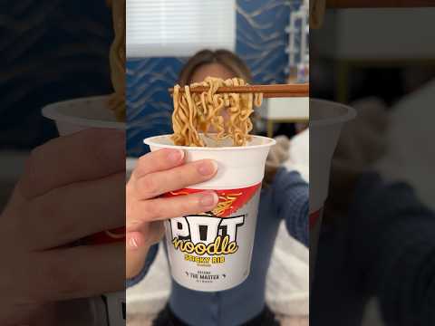 I tried Chinese sticky rib cup noodle! #mukbang #asmr #ramen #foodreview #cupnoodle #chinesefood