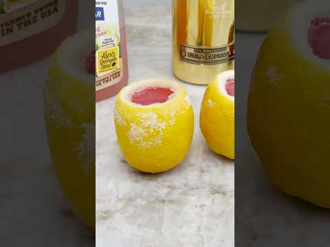 Strawberry Lemonade Drop #cocktail #lemonade #lemon