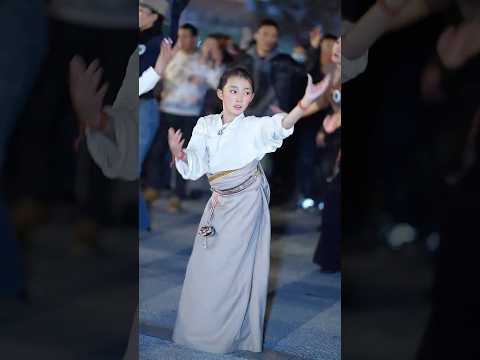 Teacher Yongji's favorite student dancing Beautifully