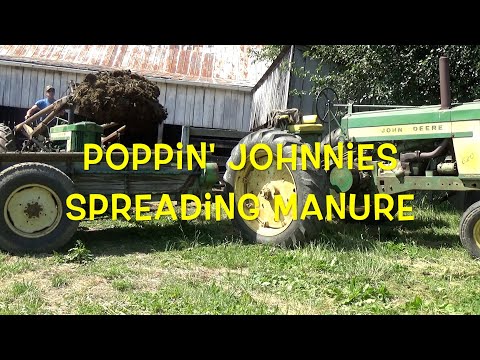 John Deere 520/ 620 Manure Spreading