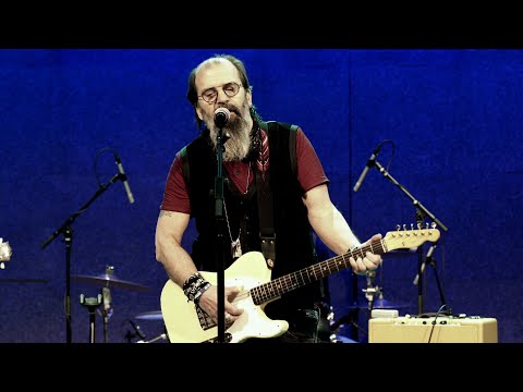 Steve Earle & The Dukes - "The Saint Of Lost Causes" [Live]