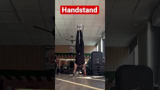 Handstand 🔥 #workout #calisthenics #yoga #gym #handstandeverywhere