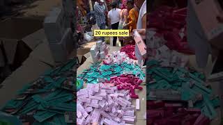 20 Rupees sale makeup products | Sadar Bazar Sunday market | Cheapest makeup items #shorts