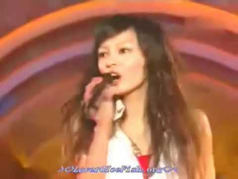 張韶涵&阿嬌 首次見面 香港TVB8金曲榜 最佳女新人獎 頒獎典禮 2004