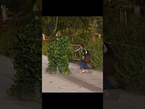 She Got Very Scared and Fall !! 🤯          #prank #bushman #funny #bromas #bushmanprank