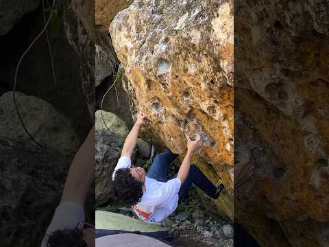 Cutting loose outdoors #Bouldering