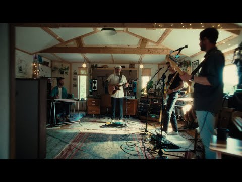 Novo Amor - Hotel / Easy Feeling (Live)