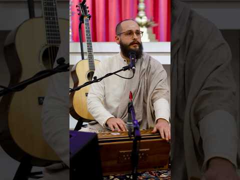 Vande Gurudev — Narada — Kirtan at Yogaville #Vande #kirtan #bhaktiyoga #flute #bhakti #sivananda