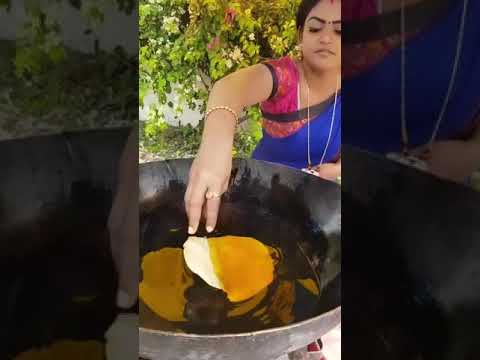 Vanta (cooking)  chesthuna vantalakka (Peram vishwanath) video