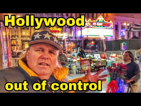 Hollywood BLVD is out of control / big building fire Autozone